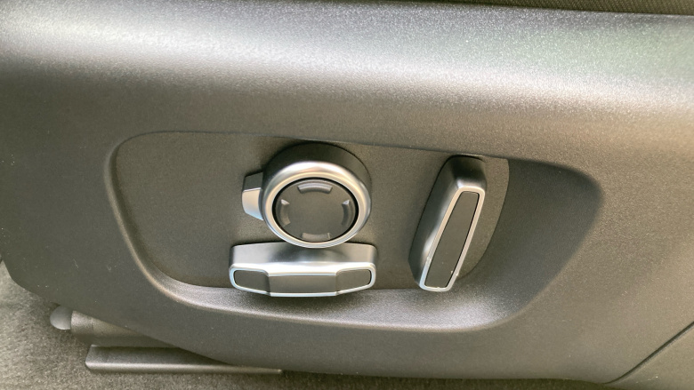 Land Rover Range Rover Evoque 1.5 P270e Autobiography 5dr Auto [Revised] Hatchback